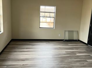 2200 SW Mitchell St APT B, Oak Grove, MO 64075