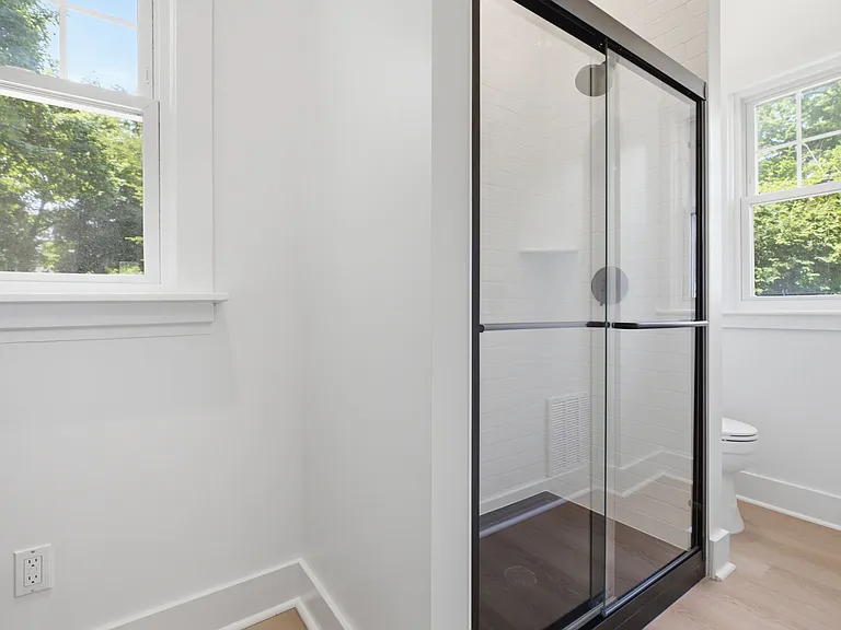 84 Sherwood Pl #1 — Photo 14