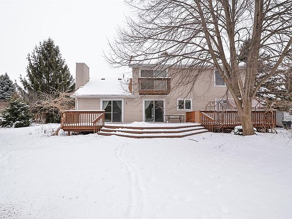 4th image of 5919 Parview Dr