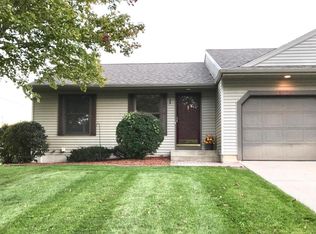 18124 Swiss Dr, Spring Lake, MI 49456