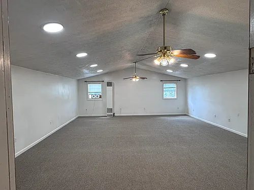 613 S Stark Hwy #3 Photo 1