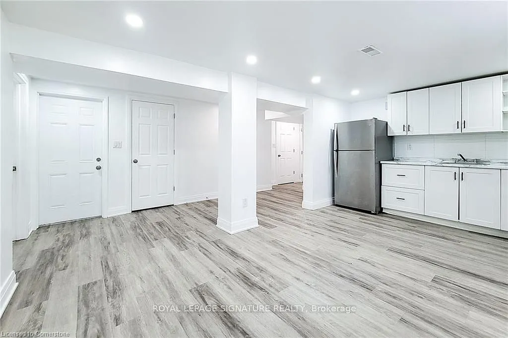 2 bed, $1,800 — Photo 3