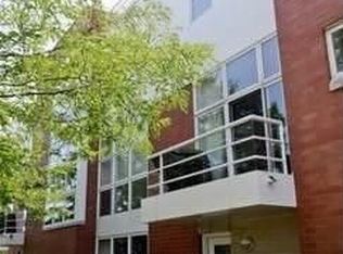 2933 N Hermitage Ave UNIT C, Chicago, IL 60657