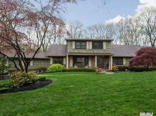 20 Montrose Pl, Melville, NY 11747