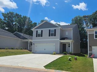 4103 Garrison Ln, Boiling Springs, SC 29316