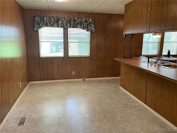 5th image of 8401 S Linden Point