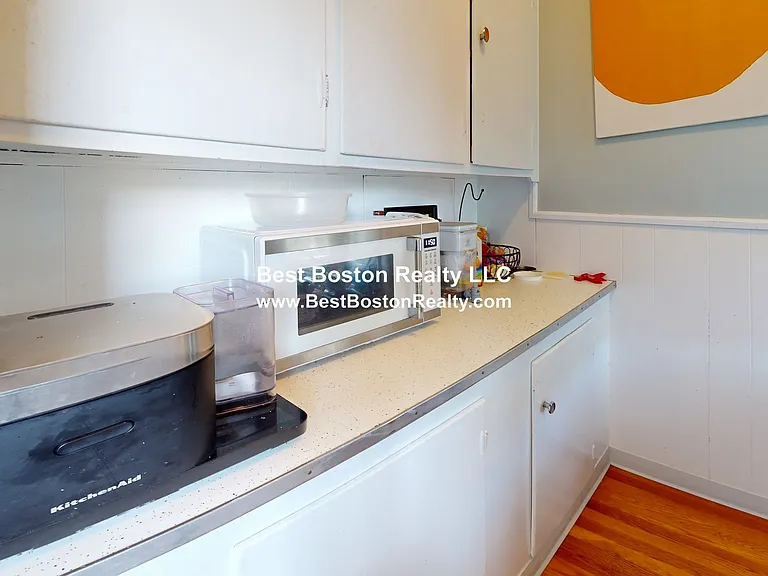104 Highland Ave #3 — Photo 3