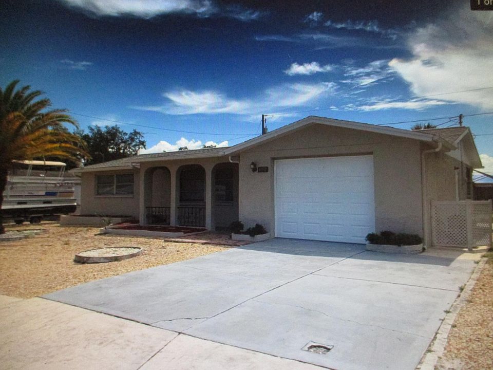 1st image of 4332 Westwood Dr