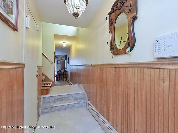 2nd image of 28 Oakdale St