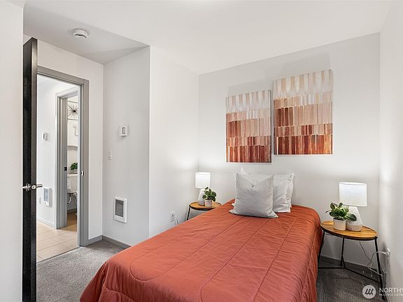 4th image of 2301 NE 86th Street