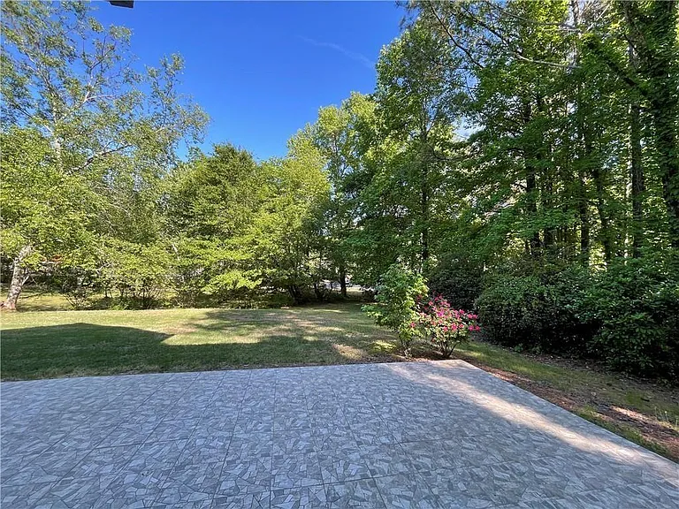 10730 Pinewalk Forest Cir — Photo 23