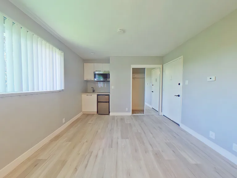 1113 Haddon Dr #6 — Photo 7