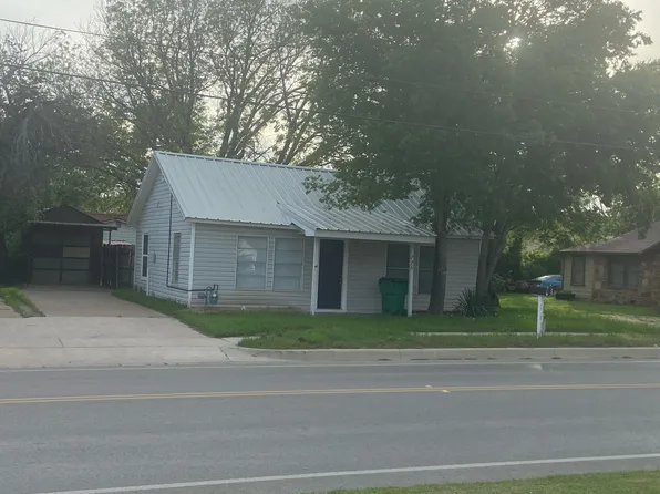 776 N Graham St, Stephenville, TX 76401