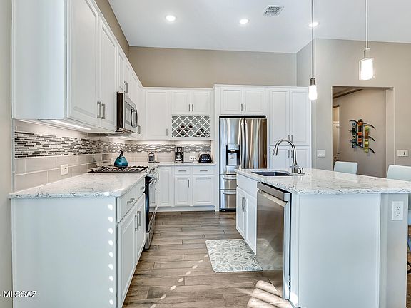 5th image of 60035 E Heron Dr