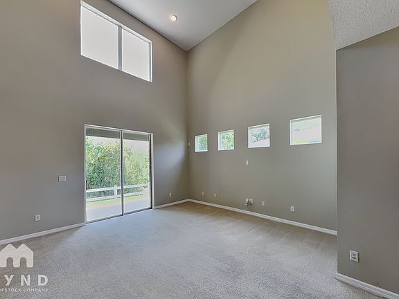 2nd image of 1460 Travertine Ter