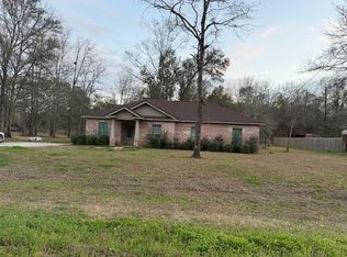 1439 Creola Axis Loop Rd N, Axis, AL 36505