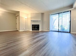 2019 N Main St #2025C-101C, Wheaton, IL 60187