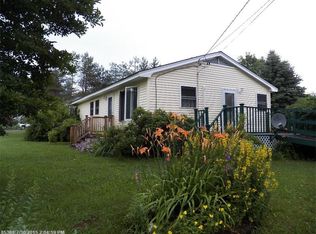 21 Knox Bros Ave, Searsport, ME 04974