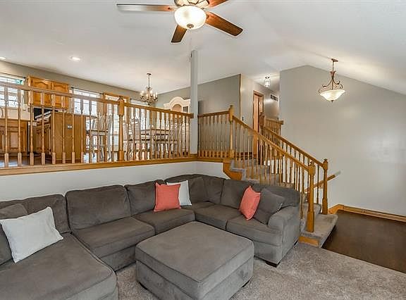 5th image of 21518 W 50th Ter