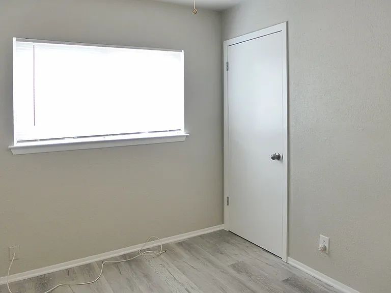 10318 Cone Hill Dr — Photo 10