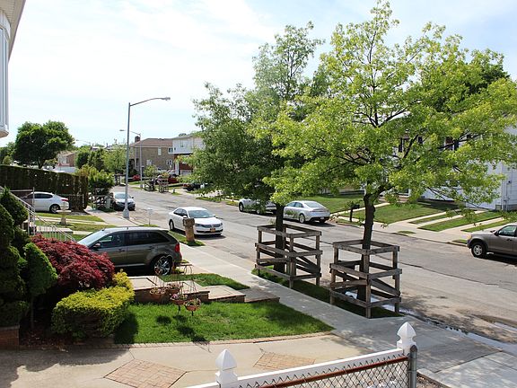 3rd image of 440 Stafford Ave