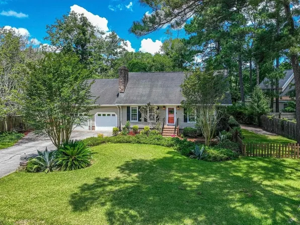 379 Red Fox Rd, Myrtle Beach, SC 29579