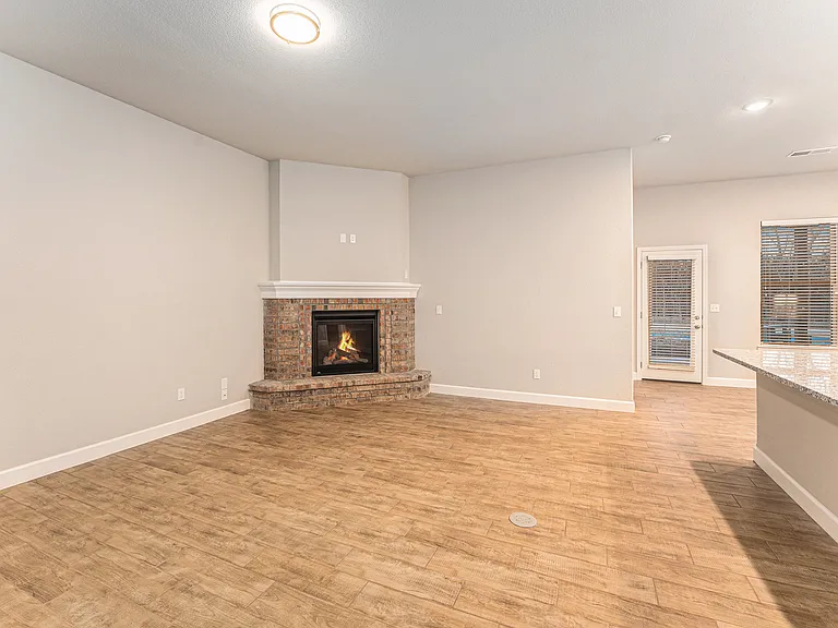 24306 W 75th Ter — Photo 15