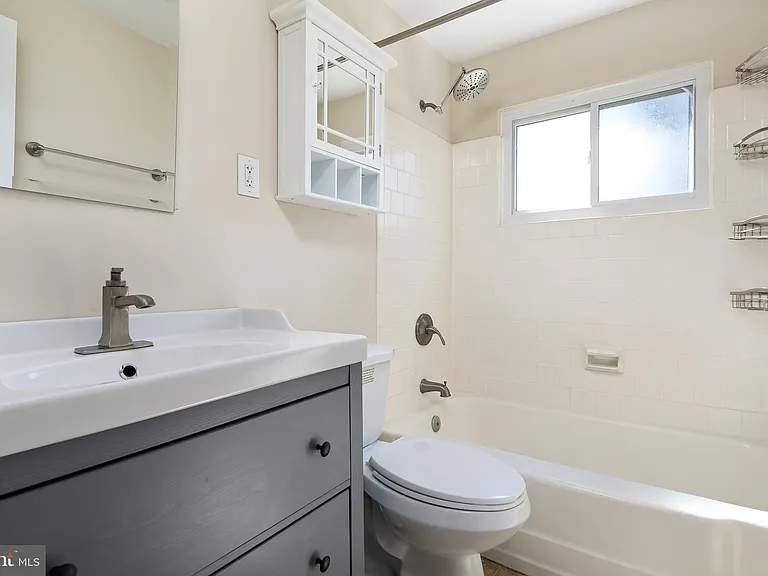 4428 Vermont Ave — Photo 25