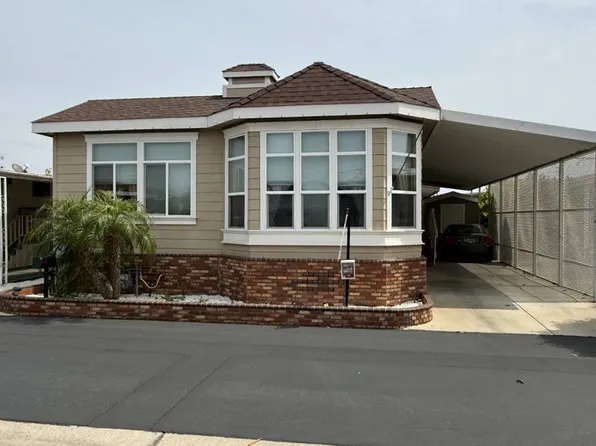 1201 W Valencia Dr Space 18, Fullerton, CA 92833