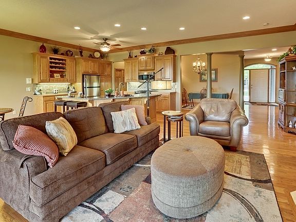 4th image of 11321 Preserve Ln N