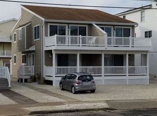 22 76th St E #A, Sea Isle City, NJ 08243