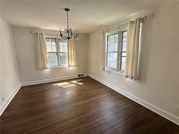 5th image of 43 Elm Rdg