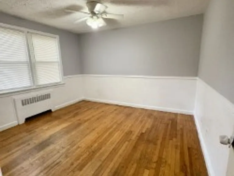 7709 Castleton Pl — Photo 9