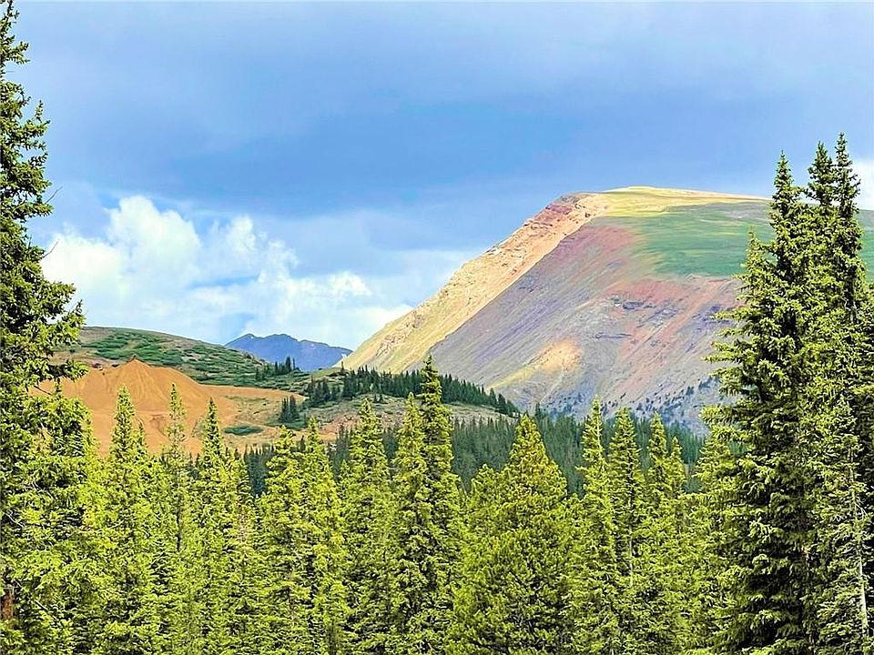 1st image of 821 Silverheels Pl
