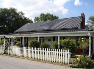 905 Folsom St, Elizabethton, TN 37643
