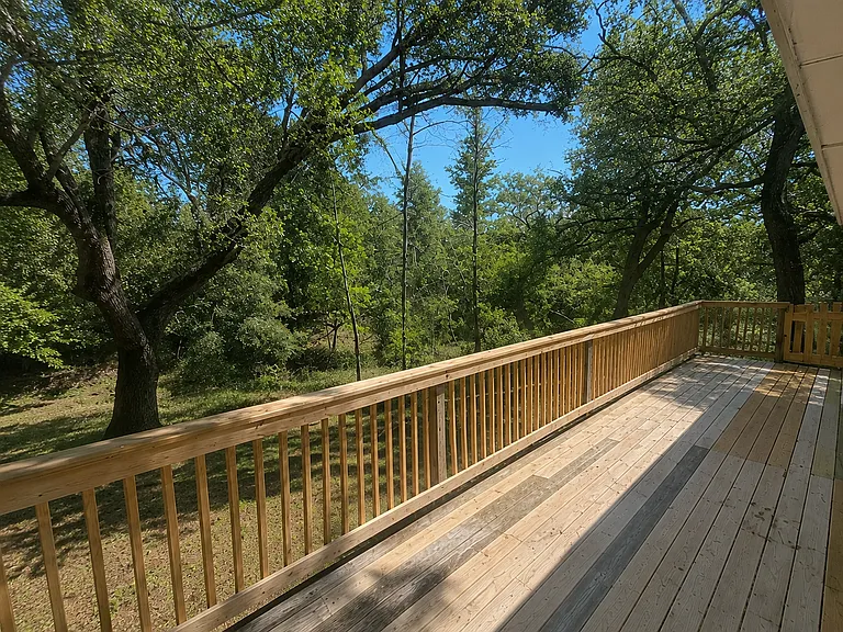 3498 Riverdale Dr — Photo 6