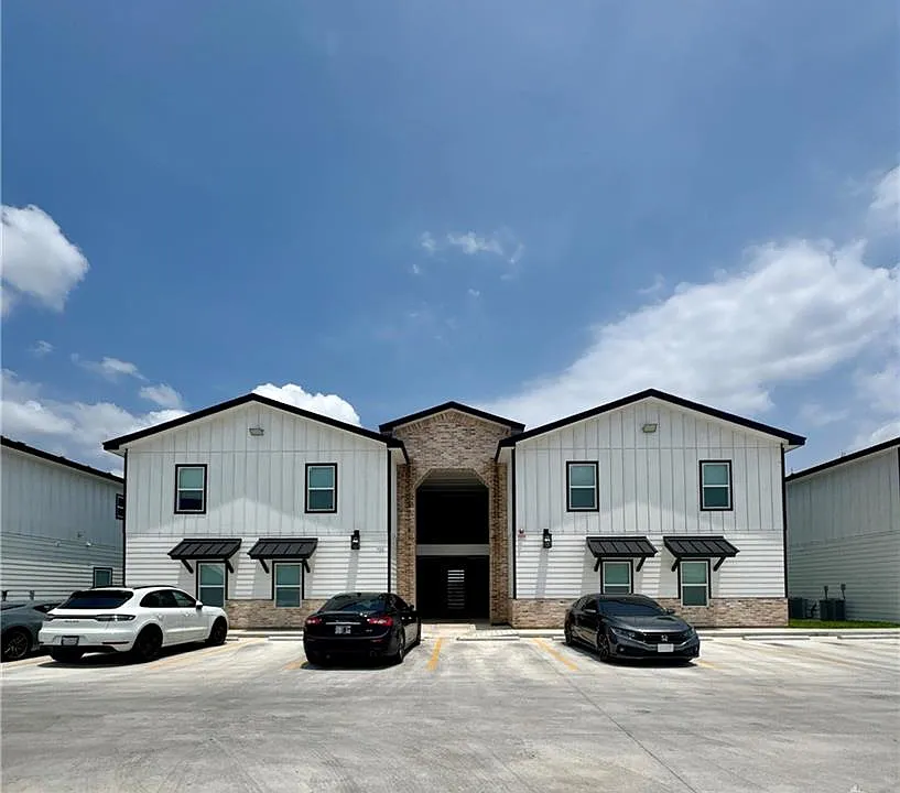 720 Ragland St #9