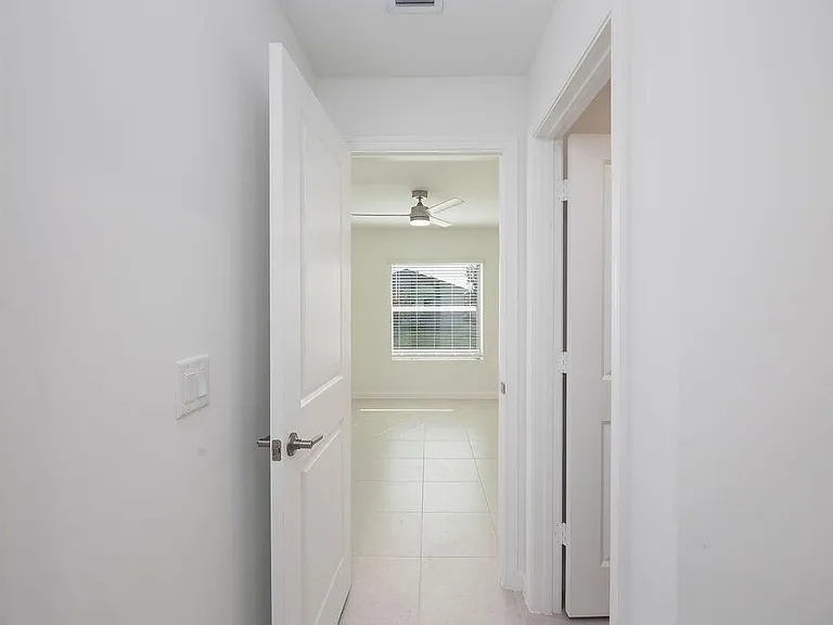 11146 NW Fernbrook Dr — Photo 24