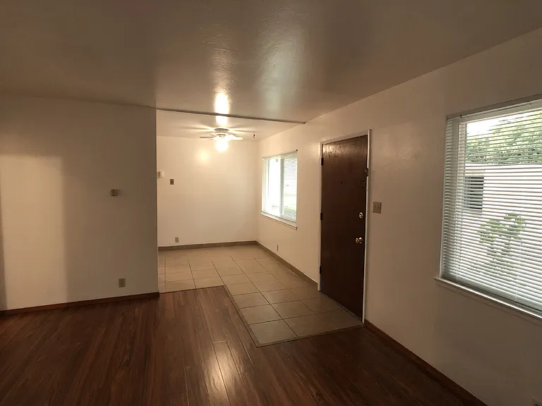2040 Beatrice Ct #4 — Photo 6