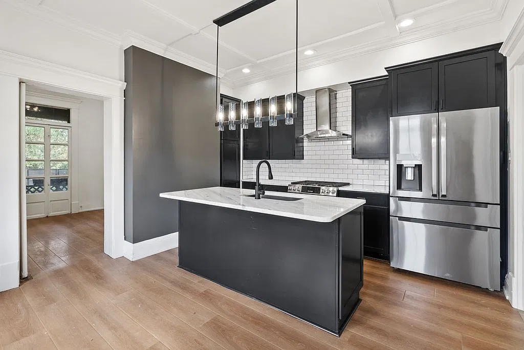 791 Neil Ave — Photo 2