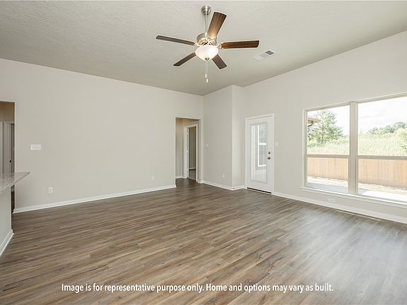 4th image of 305 Broaddus Bnd