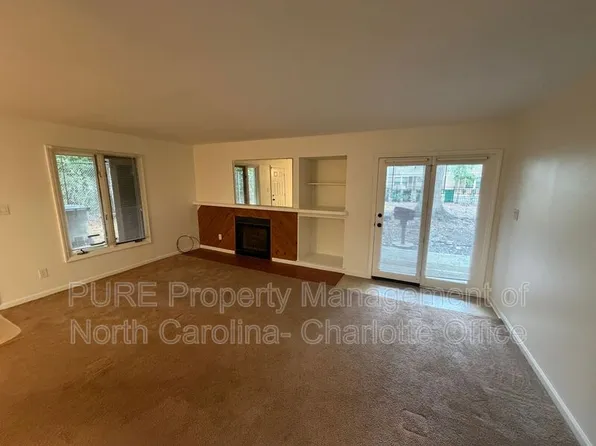 1832 J Julian Ln, Charlotte, NC