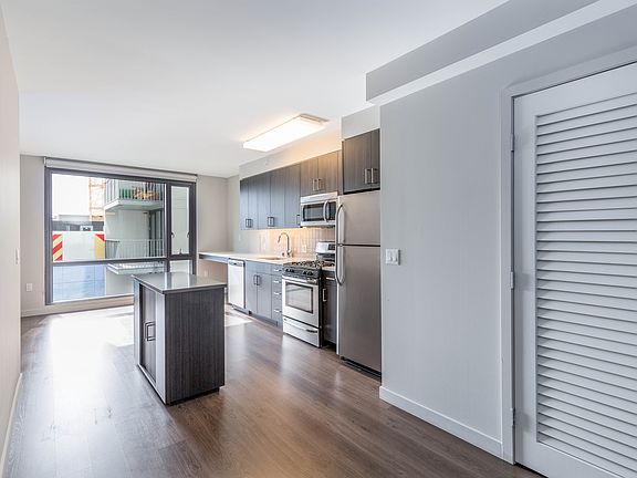 3rd image of 103 Polk St #1203