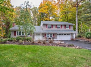 9 Ceely Ct, Allendale, NJ 07401