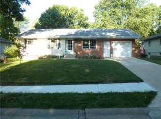700 SW Merritt St, Lees Summit, MO 64081