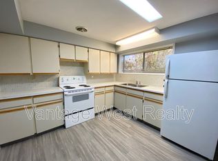 2009B Polo Rd, Kelowna, BC V1W2H5