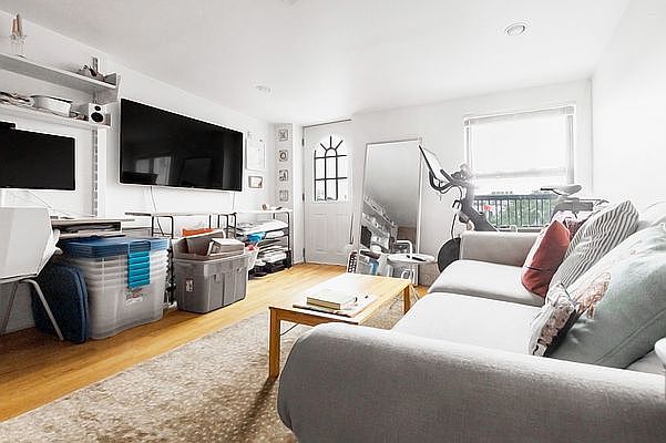 1st image of 356 Henry St APT 4R