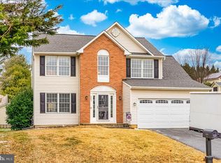 885 Eden Farm Cir, Westminster, MD 21157