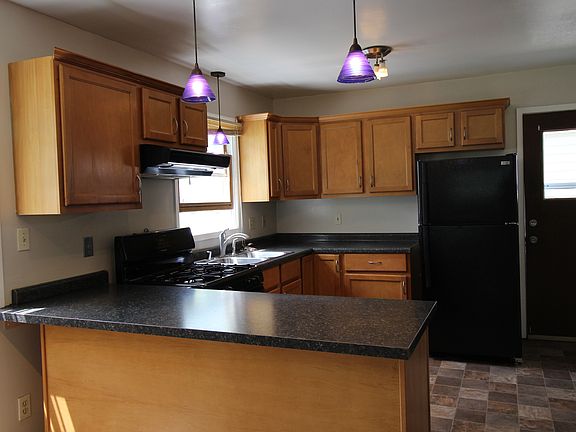 Kitchen view3