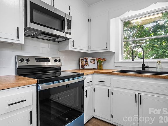 3rd image of 24 Midway St
